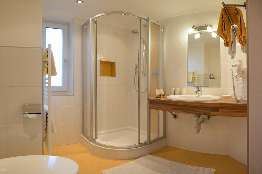 Haus Fernblick Hotel นอยชติฟ อิม ชตูไปทัล ห้อง รูปภาพ